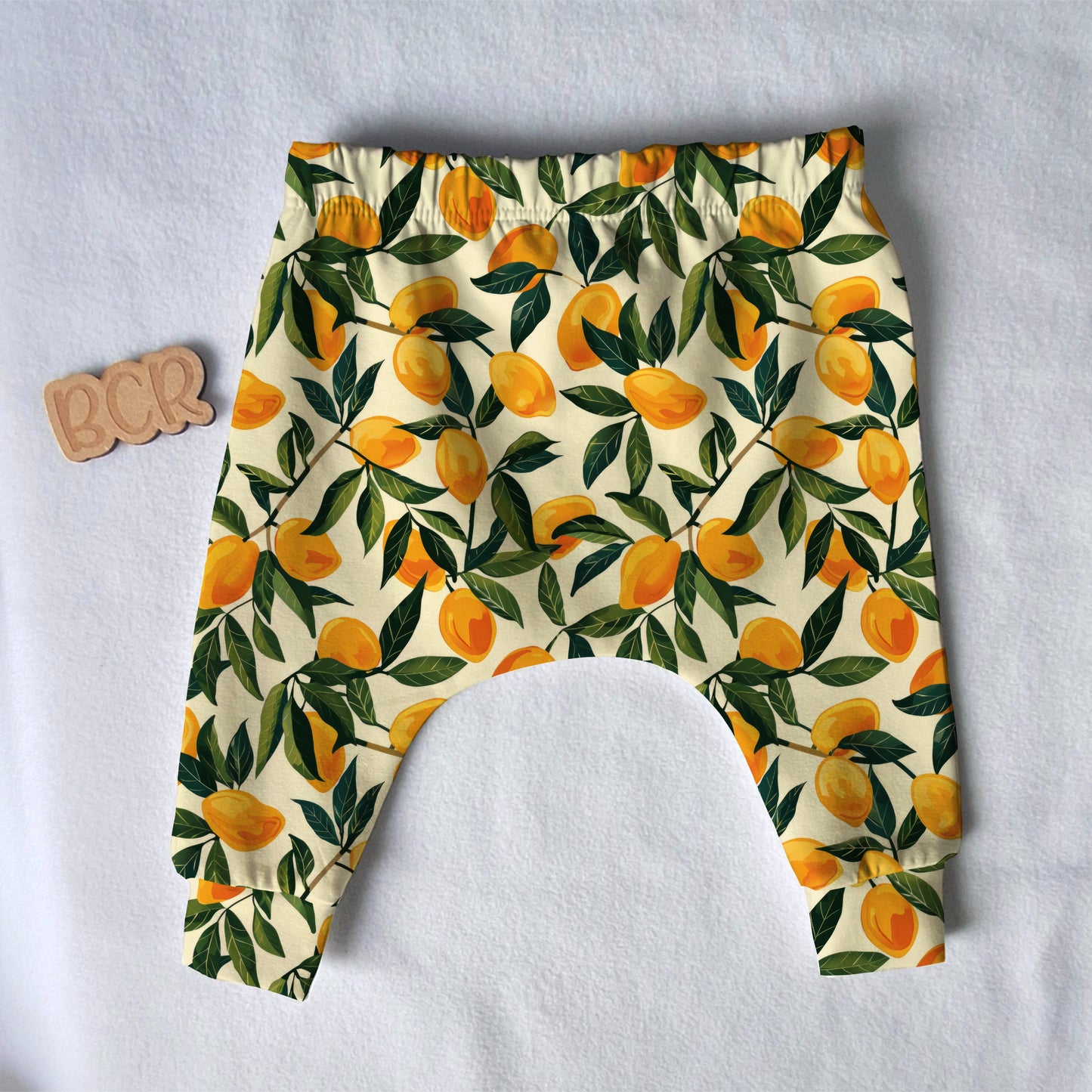the little bear club organic handmade baby and childrens clothing subscription logo