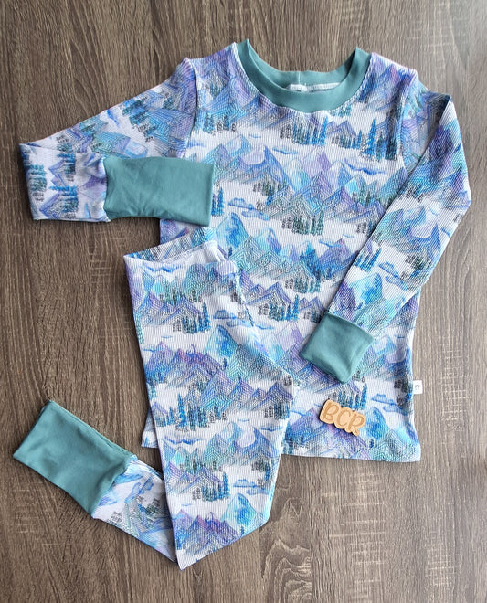 4-5 Years | Mountains | Grow With Me Lounge Set | Winter
